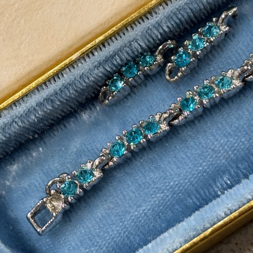 Vintage Bogoff Bracelet & Earrings - Picture 9 of 12